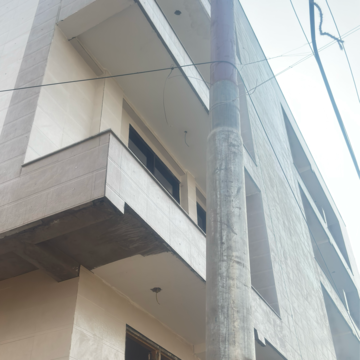 Kitchen in 2 BHK Builder Floor at Dlf Ankur Vihar – for Sale