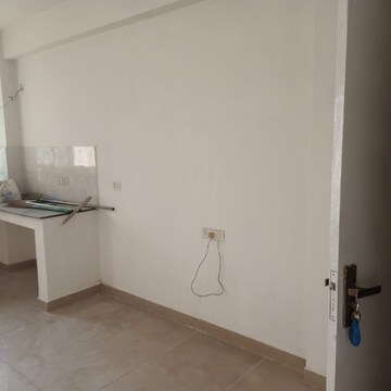Room in 1 BHK Apartment at Adani Aangan Arcade, Sector 88a – for Rent