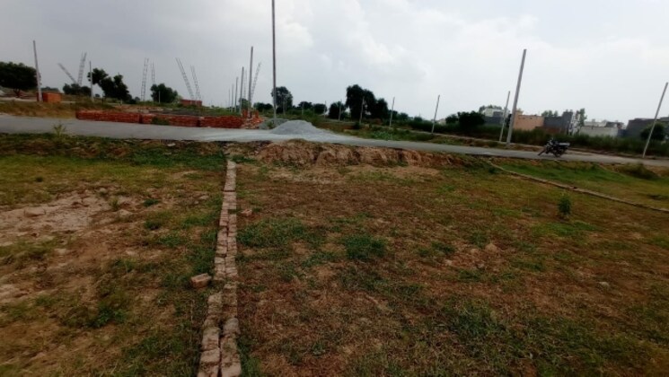 undefined, sk-the-grand-city  90 Sq.Yd. Plot In Jewar Greater Noida 8880507