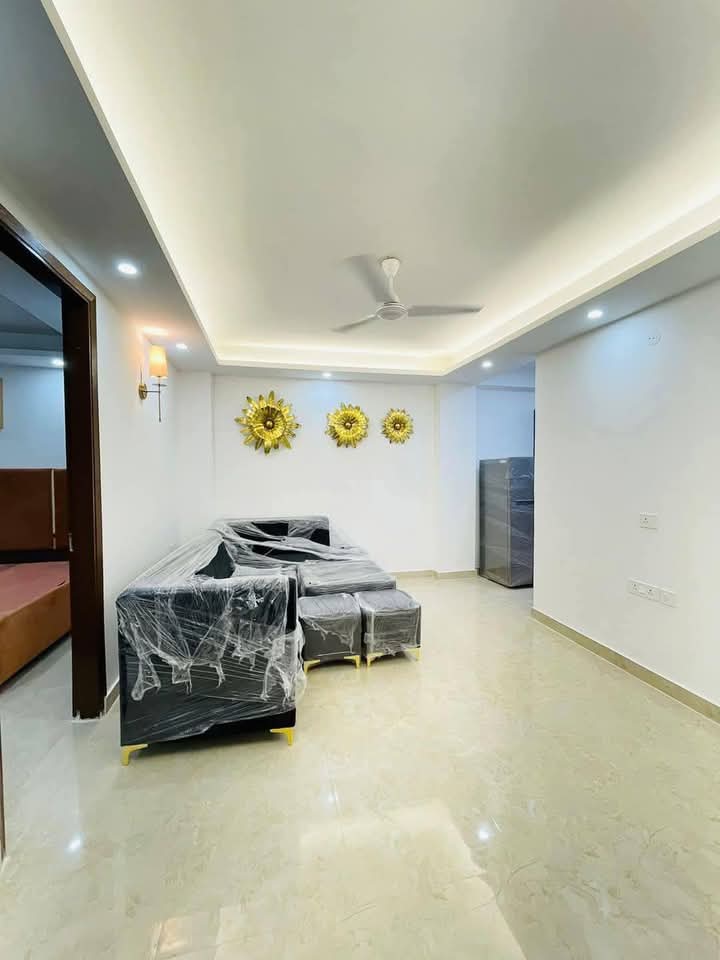 2 BHK + Pooja Room,Study Room Builder Floor For Sale in Ultra Luxury Apartment 