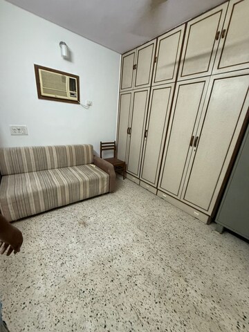 Bedroom in 2 BHK Apartment at Vandana Apartment Malad, Malad West – for Rent