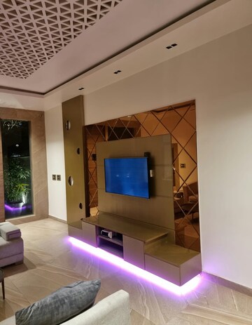 Furnished Amenities in 3 BHK Apartment at Defence Colony – for Rent