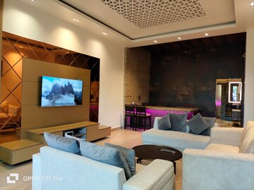 Bedroom in 3 BHK Apartment at Defence Colony – for Rent