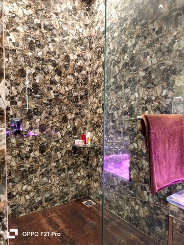 Attached Bathroom in 3 BHK Apartment at Defence Colony – for Rent