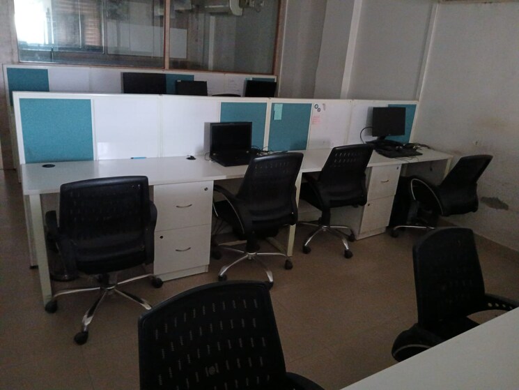 Team Area, rithala Commercial Office Space 3600 Sq.Ft. In Rithala Delhi 8880541