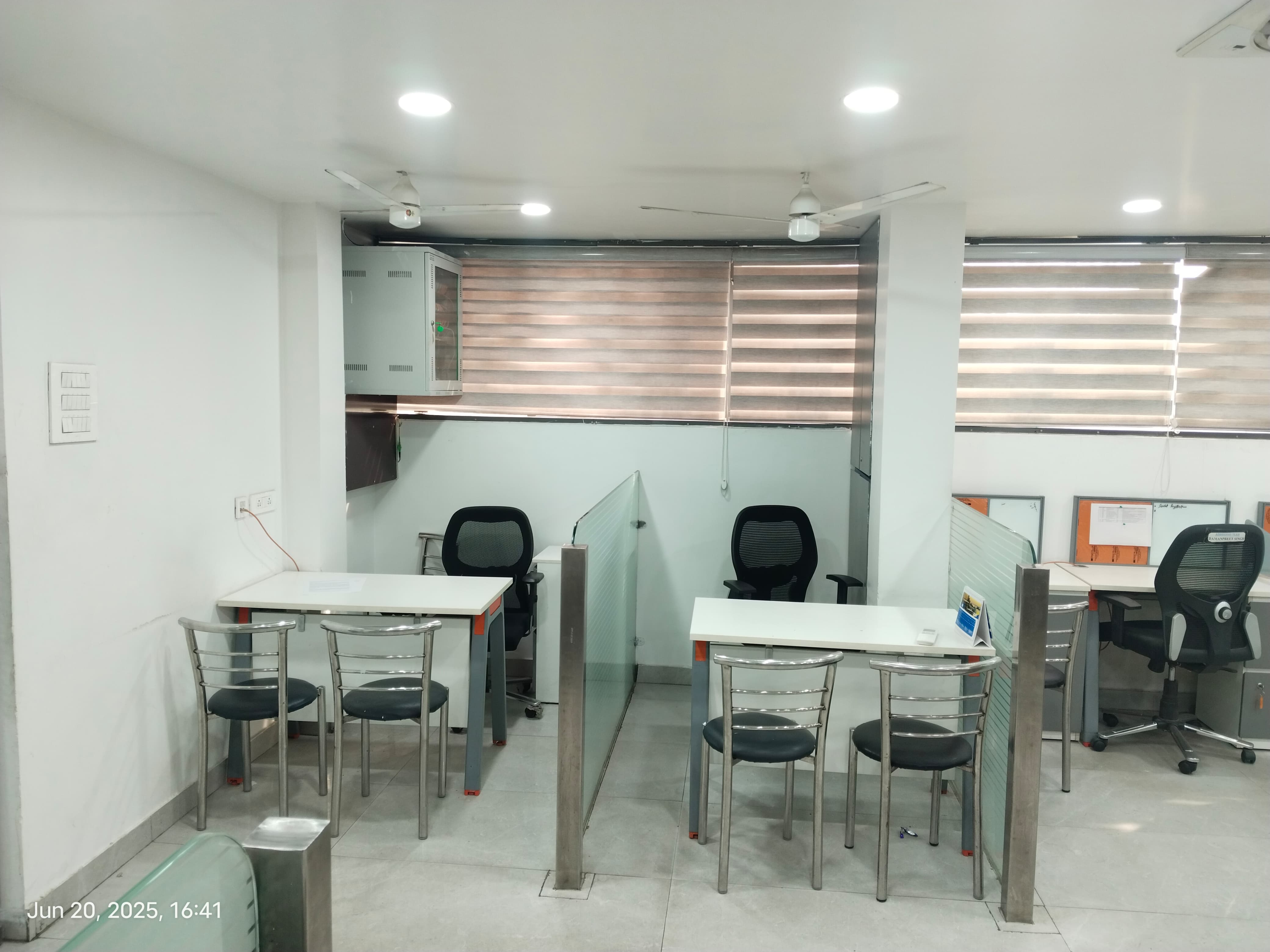 Office Space For Rent in Commercial Office Fully F