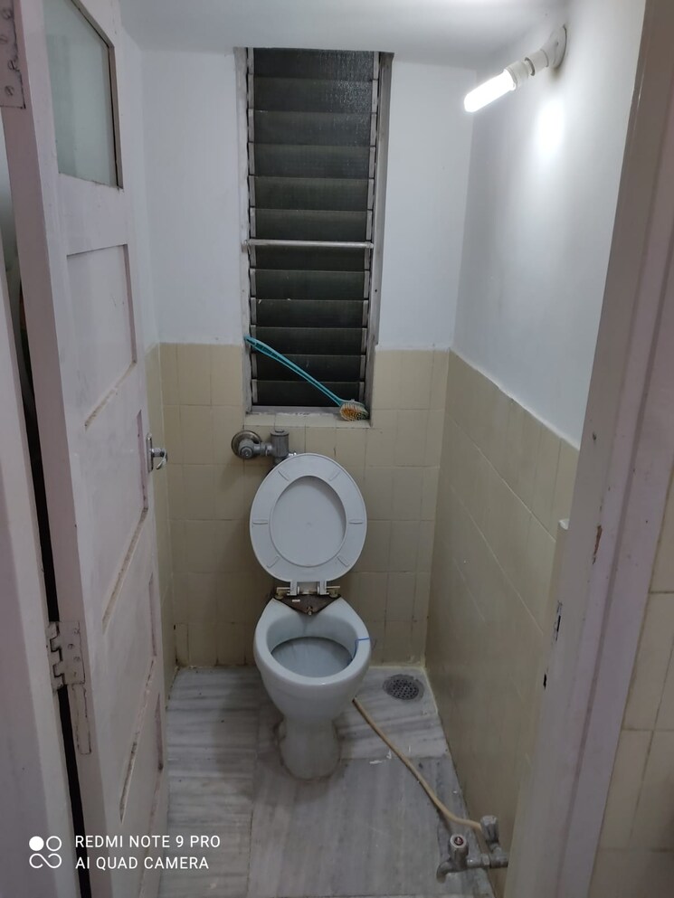 Bathroom, clover-village 1 Bedroom 610 Sq.Ft. Apartment In Wanowrie Pune 8880582