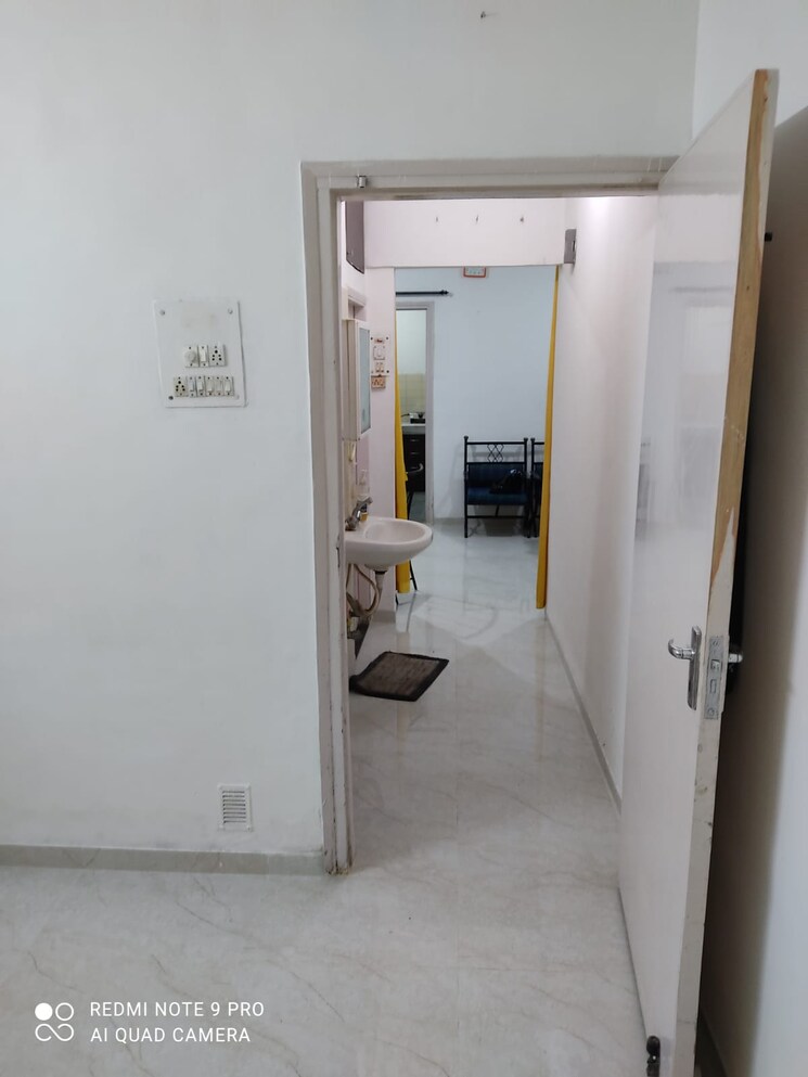 undefined, clover-village 1 Bedroom 610 Sq.Ft. Apartment In Wanowrie Pune 8880582