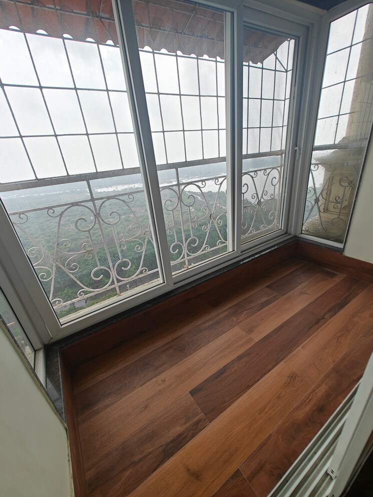 Balcony, sea-home 3 Bedroom 1850 Sq.Ft. Apartment In Nerul Navi Mumbai 8880590