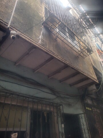 1 BHK Independent House – Exterior View View at Kurla West - for Rent