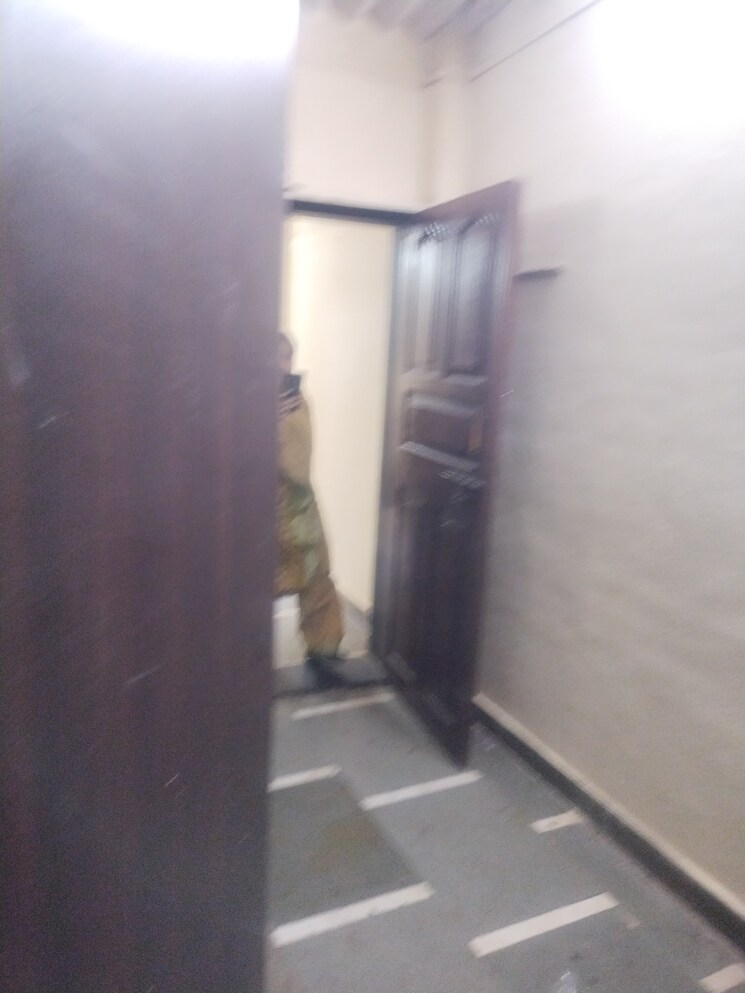 undefined, kurla west 1 Bedroom 500 Sq.Ft. Independent House In Kurla West Mumbai 8880606