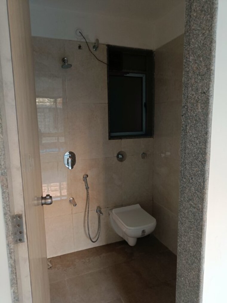 Bathroom, shivalik-bandra-north-gulmohar-avenue 1 Bedroom 322 Sq.Ft. Apartment In Bandra East Mumbai 8880563