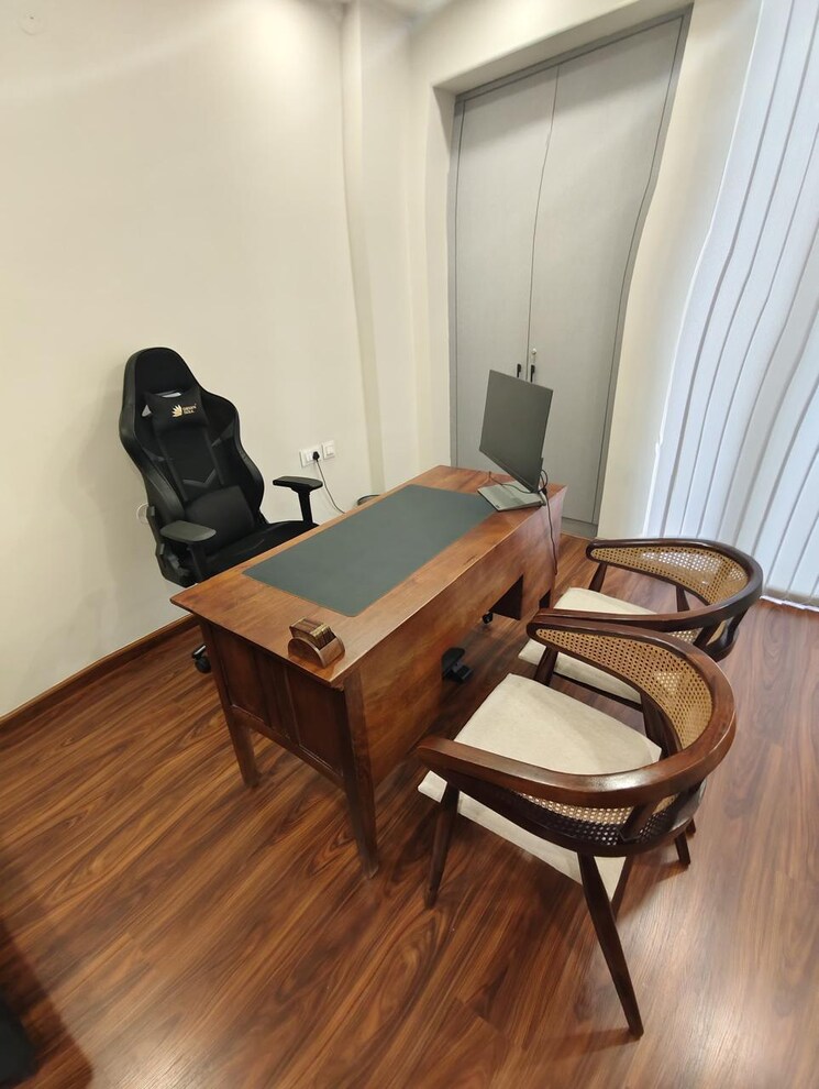 Master Bedroom, sector 42 3 Bedroom 215 Sq.Yd. Builder Floor In Sector 42 Gurgaon 8880648