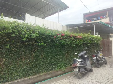 Parking in 4 BHK Villa at Dalanwala – for Rent
