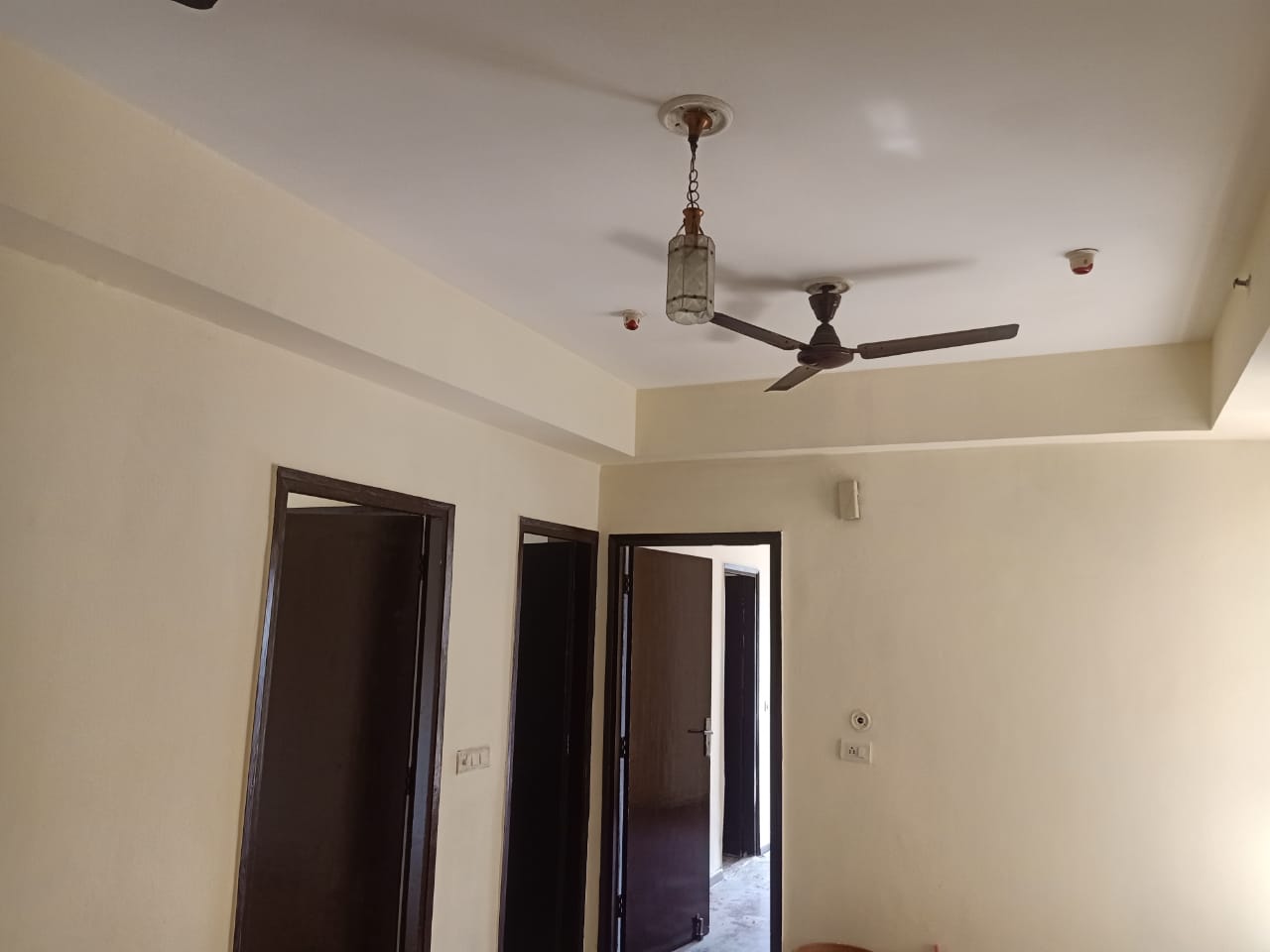 3 BHK + Servant Room Builder Floor For Sale in Wave Hitech City