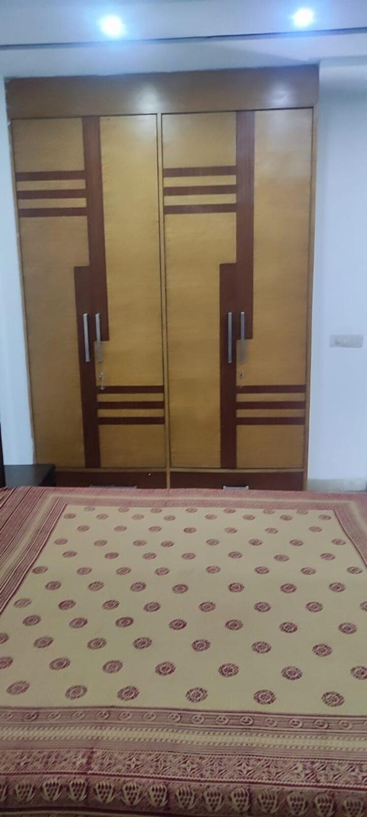 Bedroom, greater kailash i 3 Bedroom 1850 Sq.Ft. Builder Floor In Greater Kailash I Delhi 8880658