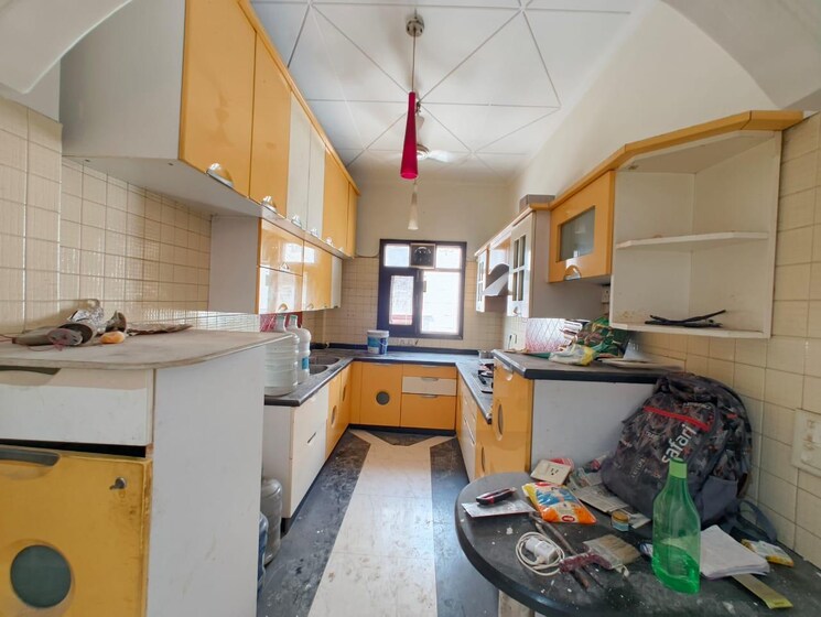 Kitchen, kalkaji 3 Bedroom 2000 Sq.Ft. Builder Floor In Kalkaji Delhi 8880686