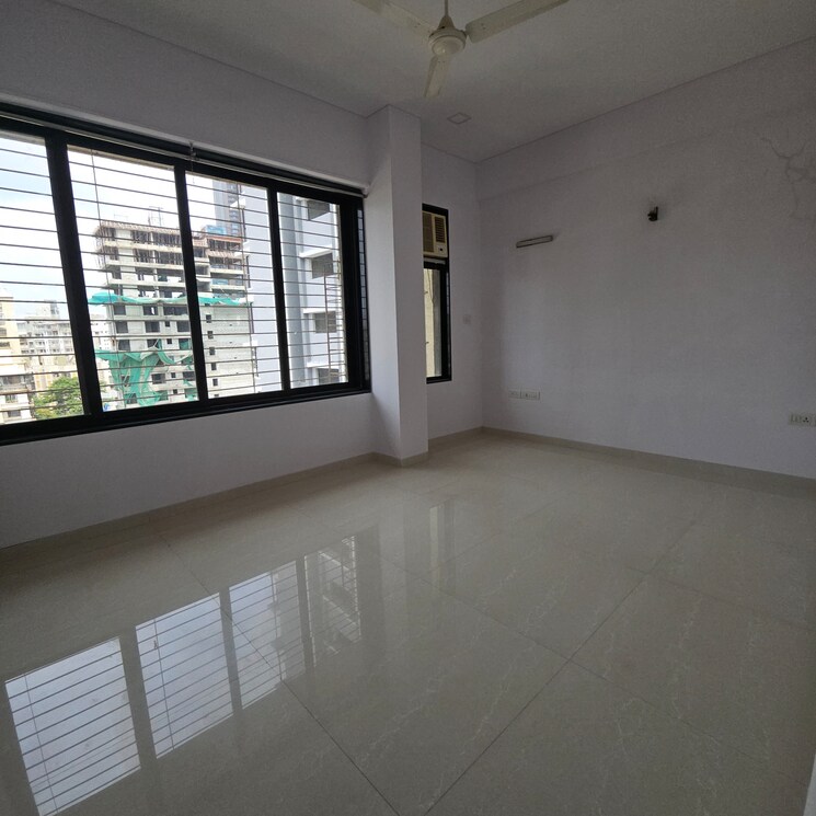 Room, dadar west 4 Bedroom 2400 Sq.Ft. Apartment In Dadar West Mumbai 8880698