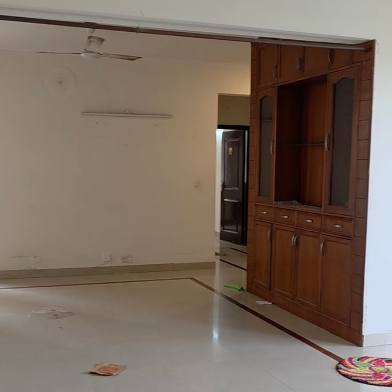 3 BHK Apartment For Rent in Orchid Petals