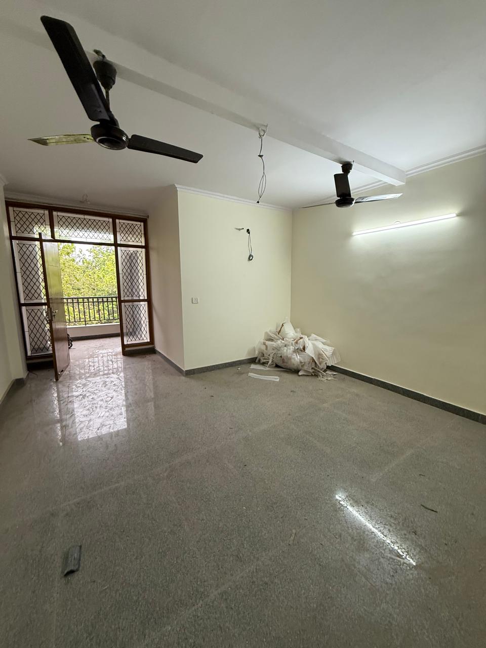 2 BHK Builder Floor For Rent in Kalkaji