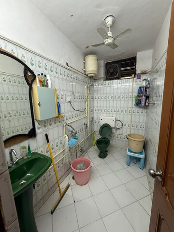 Bathroom in 2 BHK Builder Floor at Kalkaji – for Rent