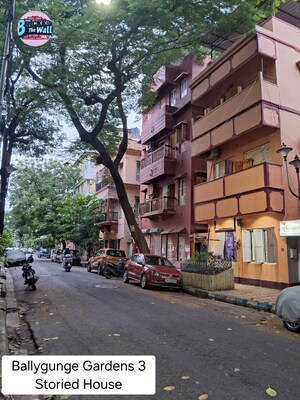 6+ BHK Villa – Exterior View View at Golpark - for Sale