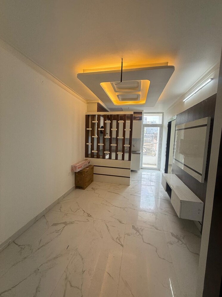 Balcony, sector 73 2 Bedroom 1050 Sq.Ft. Apartment In Sector 73 Noida 8880754