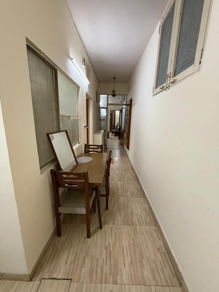 undefined, kalkaji 2 Bedroom 900 Sq.Ft. Builder Floor In Kalkaji Delhi 8880757