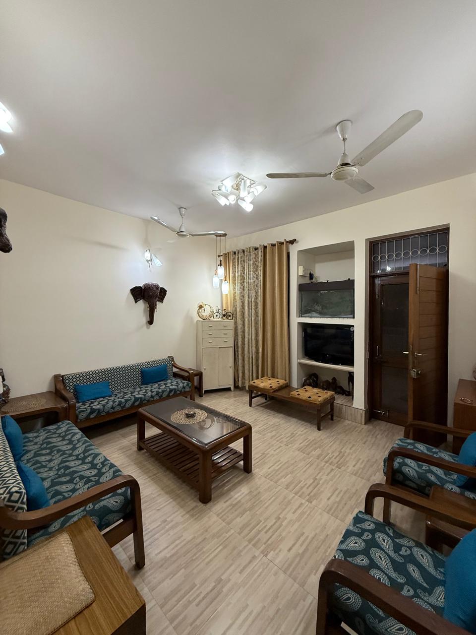 2 BHK Builder Floor For Rent in Kalkaji