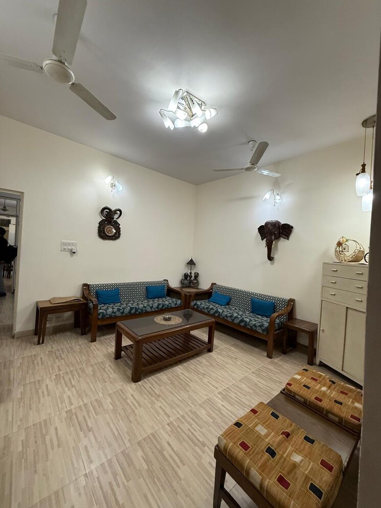 Living Room, kalkaji 2 Bedroom 900 Sq.Ft. Builder Floor In Kalkaji Delhi 8880757