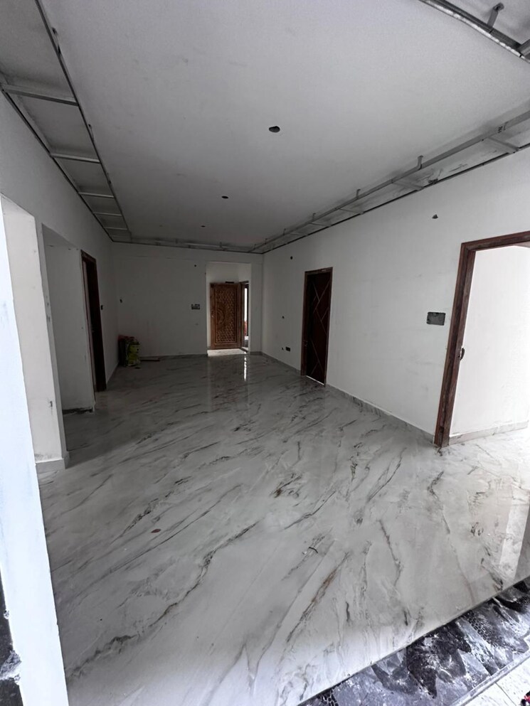 Room, hmt layout 3 Bedroom 1500 Sq.Ft. Builder Floor In Hmt Layout Bangalore 8880756