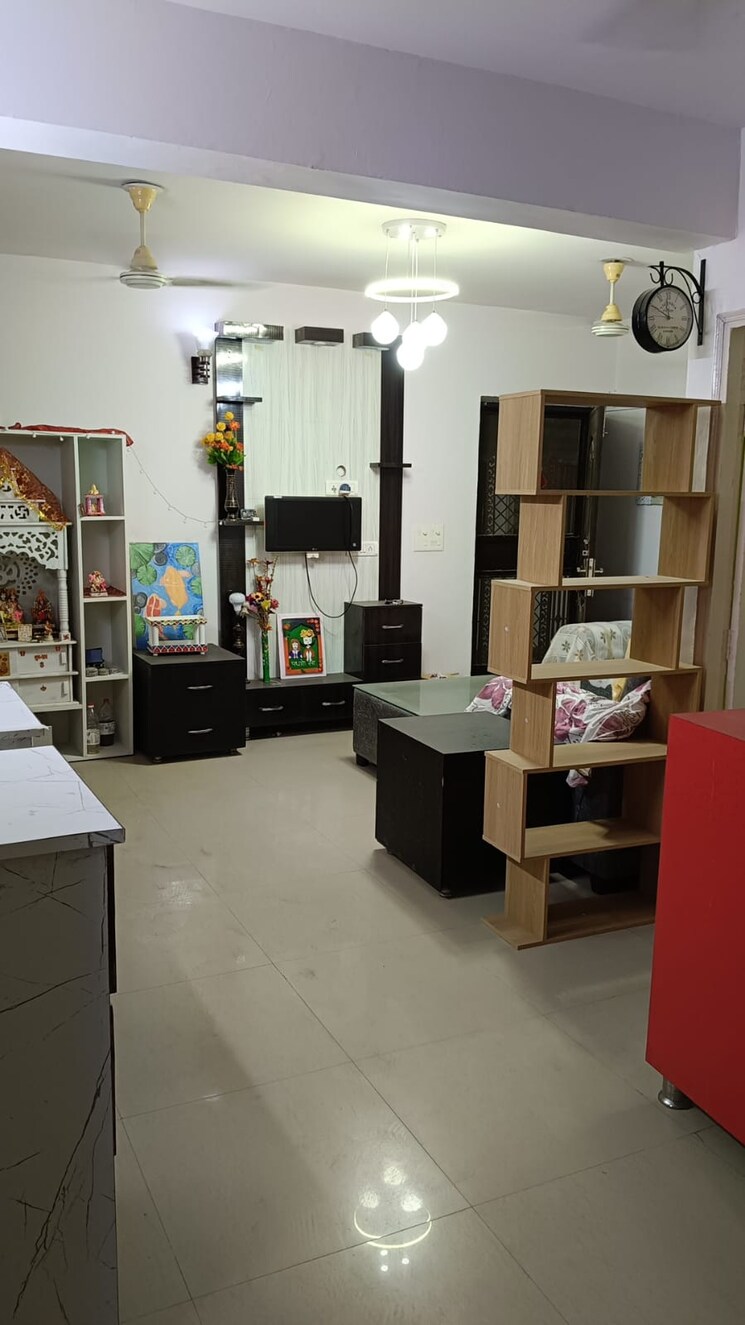 Living Room, sare-home 3 Bedroom 1183 Sq.Ft. Apartment In Sector 92 Gurgaon 8880749