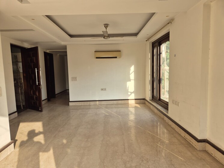undefined, safdarjung enclave 3 Bedroom 1850 Sq.Ft. Builder Floor In Safdarjung Enclave Delhi 8880769