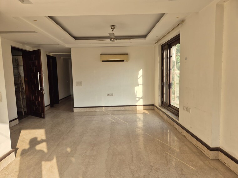 undefined, safdarjung enclave 3 Bedroom 1850 Sq.Ft. Builder Floor In Safdarjung Enclave Delhi 8880769