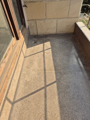  3 BHK Builder Floor at Safdarjung Enclave – for Sale