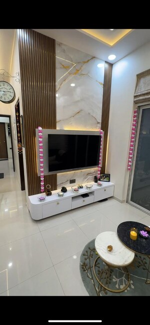 Furnished Amenities in 2 BHK Apartment at Lodha Amara, Kolshet Road – for Sale