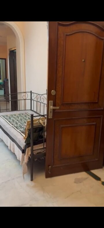 Bedroom in 3 BHK Builder Floor at Chittaranjan Park – for Rent