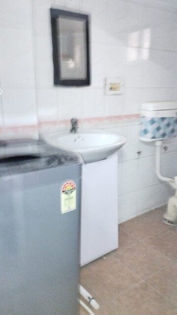Bathroom in 1 BHK Builder Floor at Greater Kailash I – for Rent