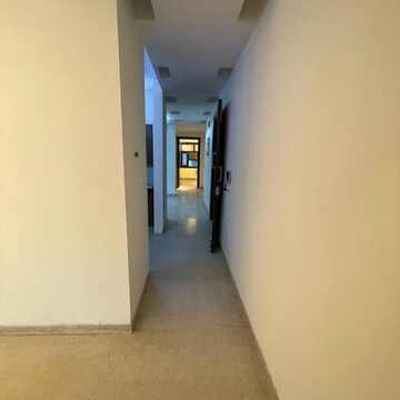 Building Lobby in 3 BHK Builder Floor at RWA Hauz Khas Block C 5, Hauz Khas Enclave – for Sale