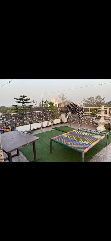1 RK Builder Floor For Rent in Shivalik Colony