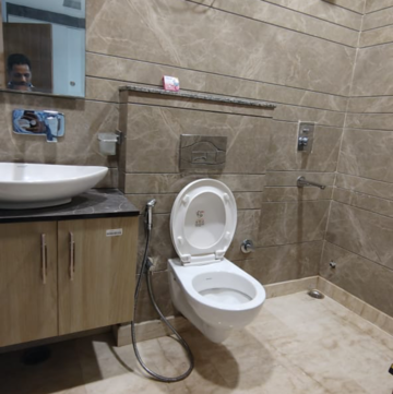 Bathroom in 3.5 BHK Builder Floor at Sadhna Enclave – for Rent
