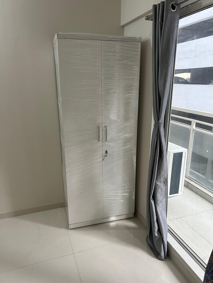 Balcony, sugee-atharva 2 Bedroom 858 Sq.Ft. Apartment In Prabhadevi Mumbai 8880851