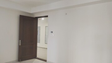 Room in 3 BHK Apartment at My Home Raka, Madinaguda – for Rent
