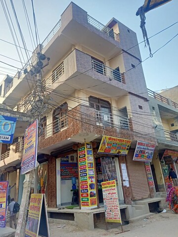  Shop For Rent in Om Enclave Faridabad, Sector 91