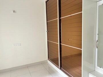 Furnished Amenities in 3 BHK Apartment at Elegant Whispering Winds, Kanakapura Road – for Rent