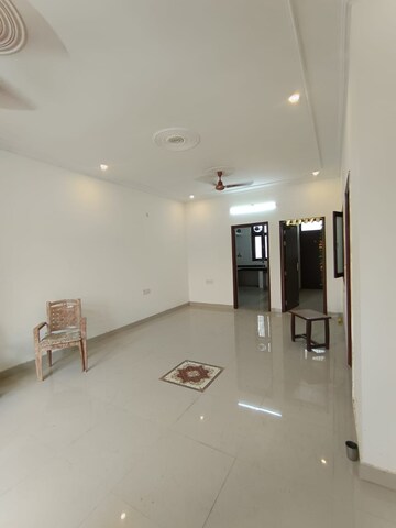 2.5 BHK Apartment For Rent in Jahaz Apartments, Paschim Vihar
