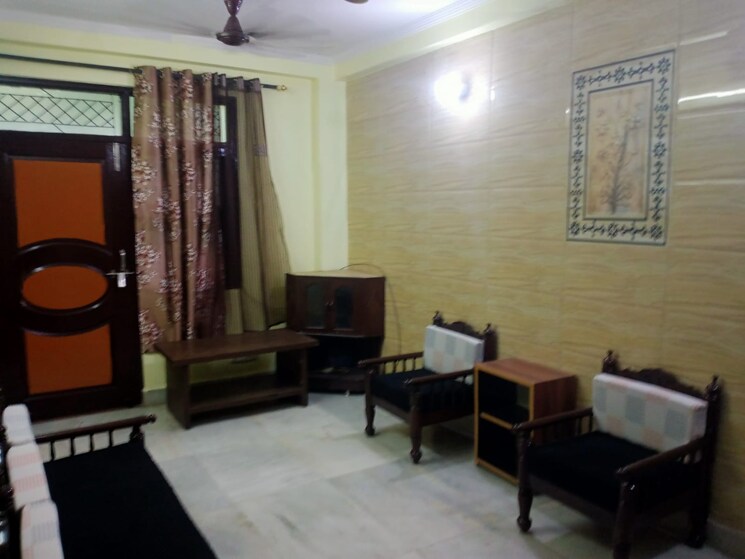 Living Room, mayur-bagh-apartments 2 Bedroom 1000 Sq.Ft. Apartment In Paschim Vihar Delhi 8880903