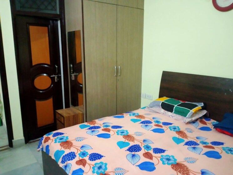 Bedroom, mayur-bagh-apartments 2 Bedroom 1000 Sq.Ft. Apartment In Paschim Vihar Delhi 8880903