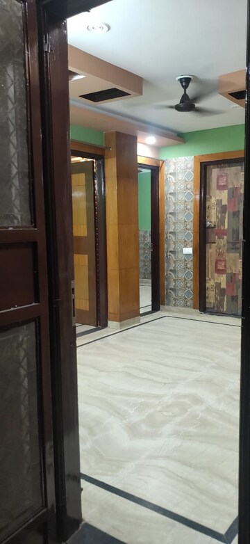 Room in 2 BHK Builder Floor at Govindpuri – for Sale