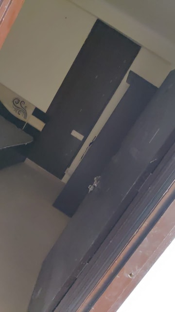 Furnished Amenities in 1 BHK Builder Floor at Govindpuri – for Sale